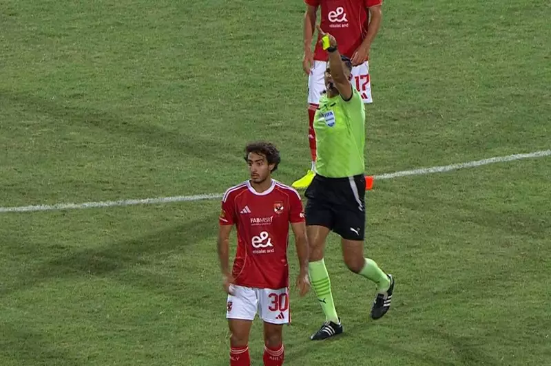 الأهلي يتقدم بشكوى ضد حكم مباراة فاركو محمد معروف